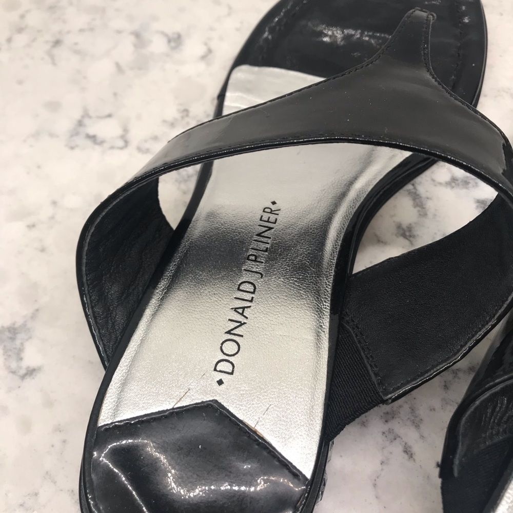 Donald Pliner Patent Sandals - Picture 4 of 7